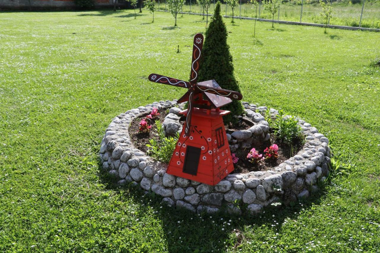 Guesthouse Mario Korenica Kültér fotó