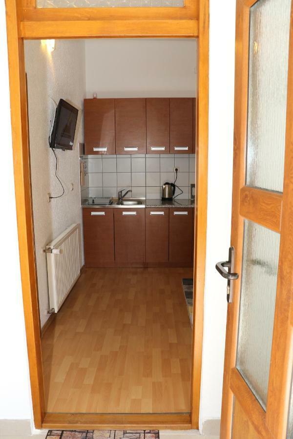 Guesthouse Mario Korenica Kültér fotó